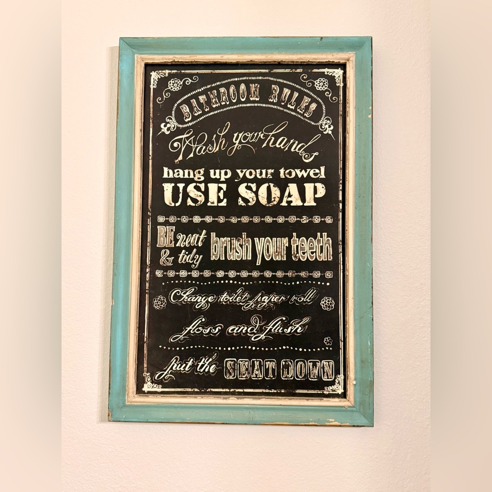 HOBBY LOBBY DISTRESSED BATHROOM HOME DECOR